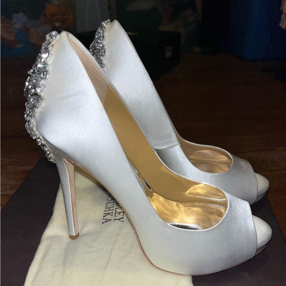KIARA BADGLEY MISCHKA 7.5
